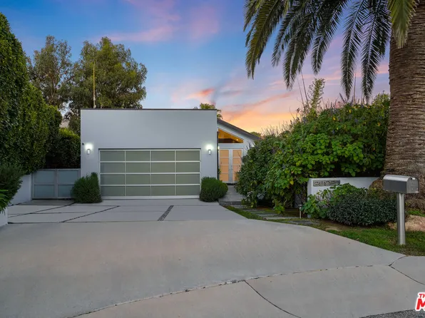 28927 W Beach Ln, Malibu, CA 90265
