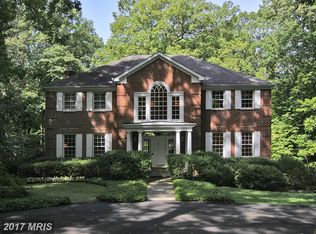 102 Interpromontory Rd, Great Falls, VA 22066