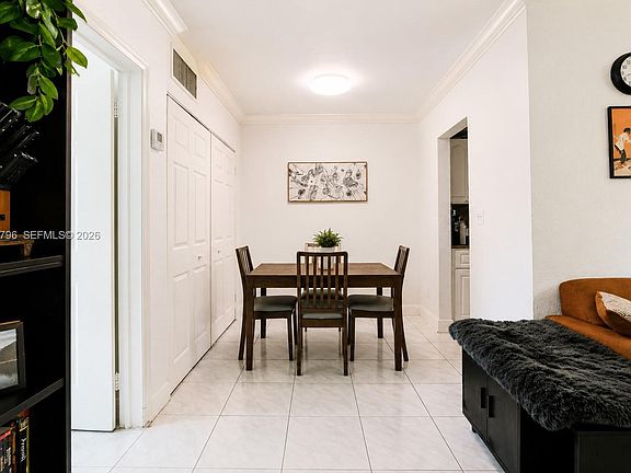 2nd image of 3901 SW 78th Ct #1-116