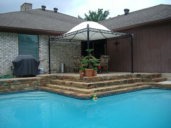 2nd image of 8728 Clover Meadow Dr