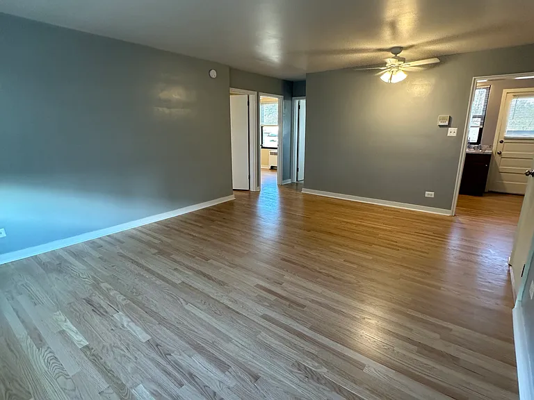 6216 N Whipple St #3E — Photo 2