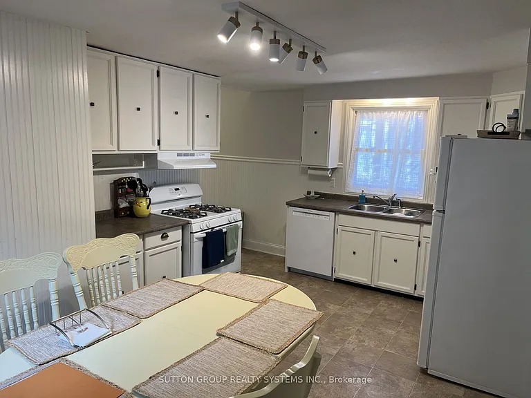 58 Bruce St S #1 — Photo 7