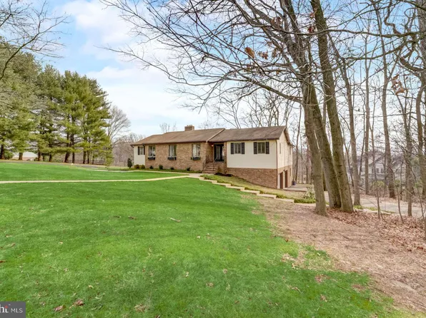 15 Andrews Ct, Parkton, MD 21120