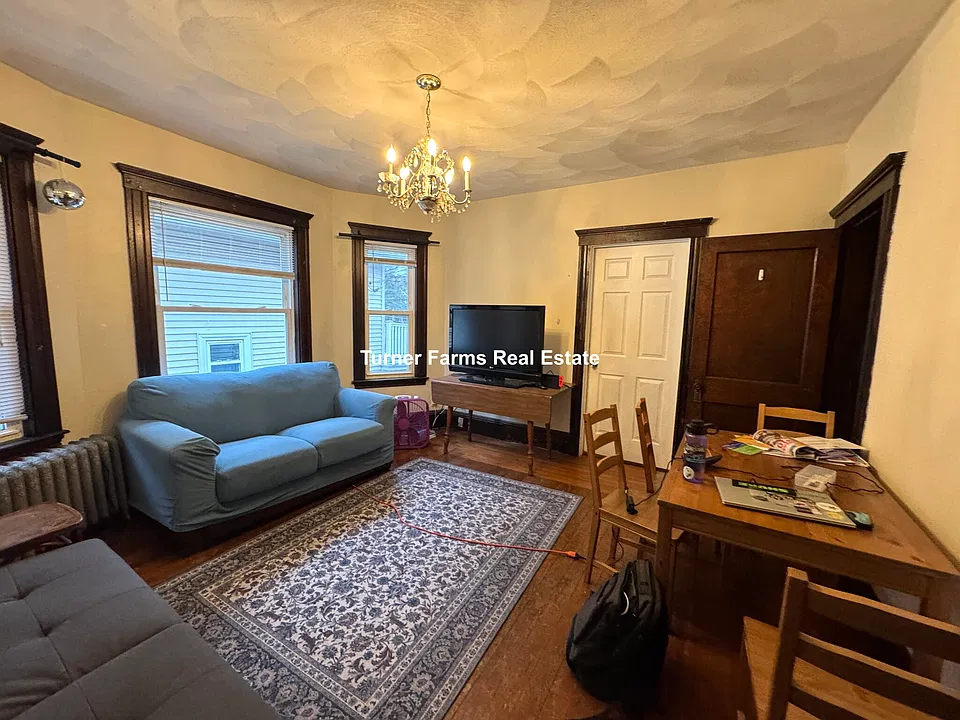 260 Boston Ave #2