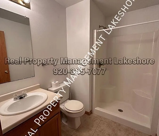 820 Wright St — Photo 13
