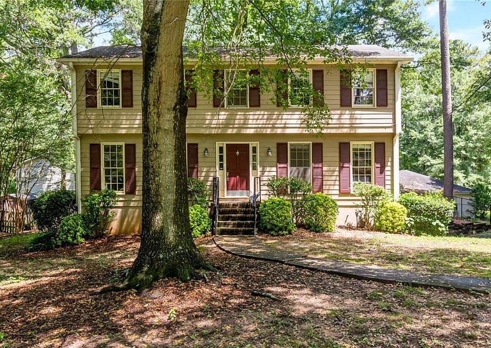 1st image of 2139 Brookfield Dr