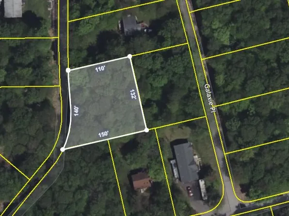 180 Apollo Dr, Gouldsboro, PA 18424