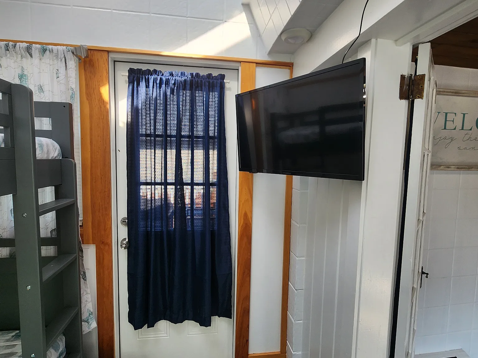 1 bed, 570 sqft, $1,800 — Photo 3