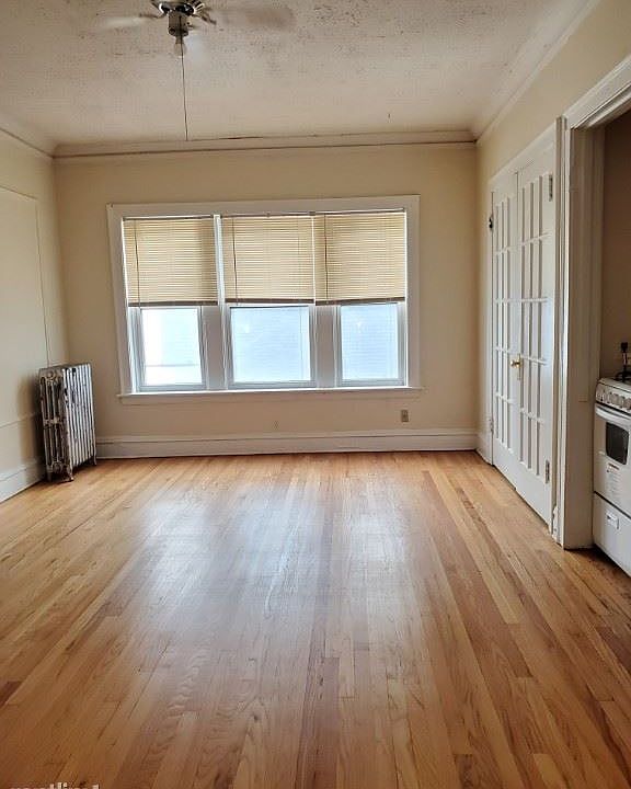 1st image of 5465 S Everett Ave APT 209