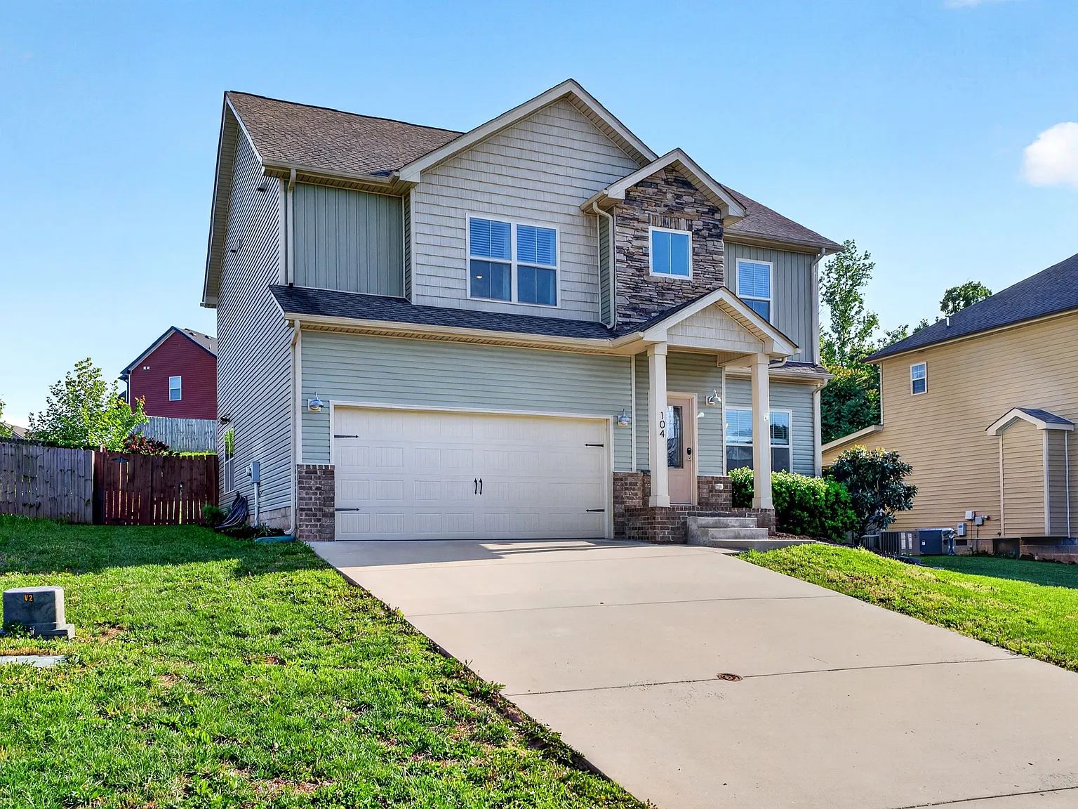 104 Woodtrace Court - 1 — Photo 4