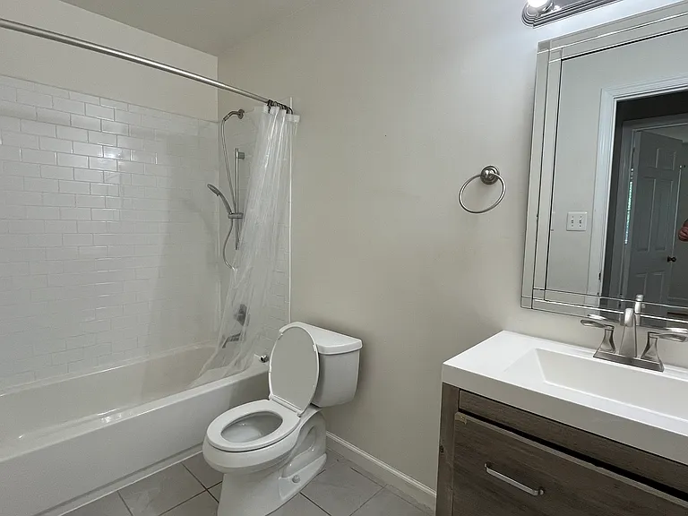 6833 Melrose Dr — Photo 29