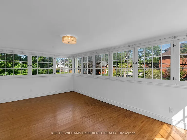 101 Clapperton St #5 — Photo 7
