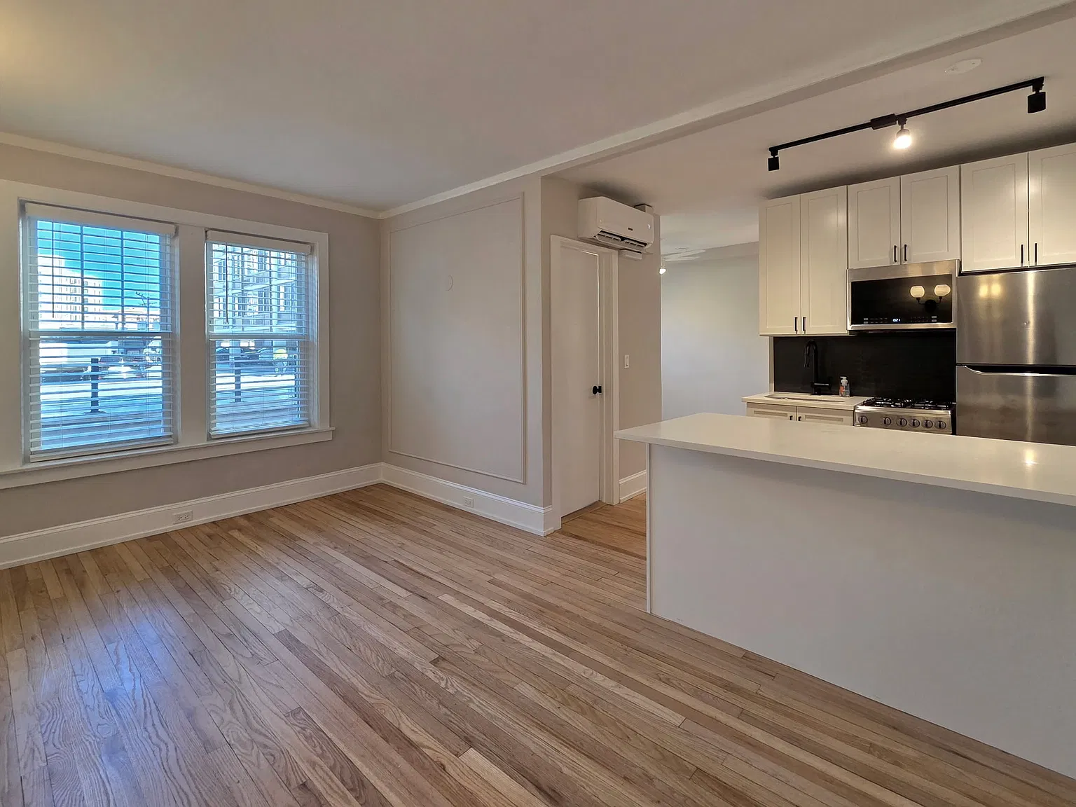 Studio, 391 sqft, $2,175 — Photo 4
