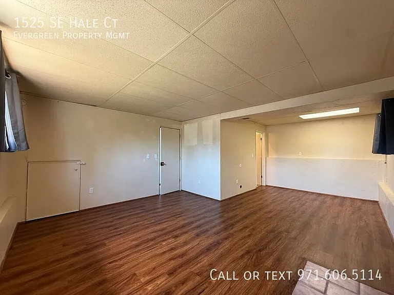 1525 SE Hale Ct — Photo 37