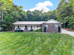 860 Black Lake Rd, Thomasville, NC 27360