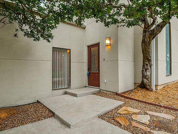 2nd image of 1742 Creekside Dr