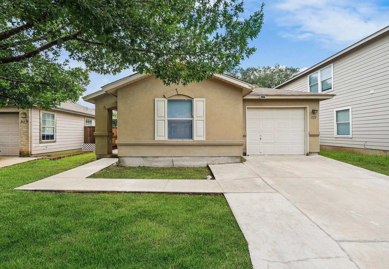 2 bed, 2.0 bath, 1060 sqft, $1,450 — Photo 1