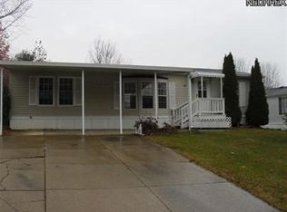 128 Thomas Blvd NW, Massillon, OH 44647