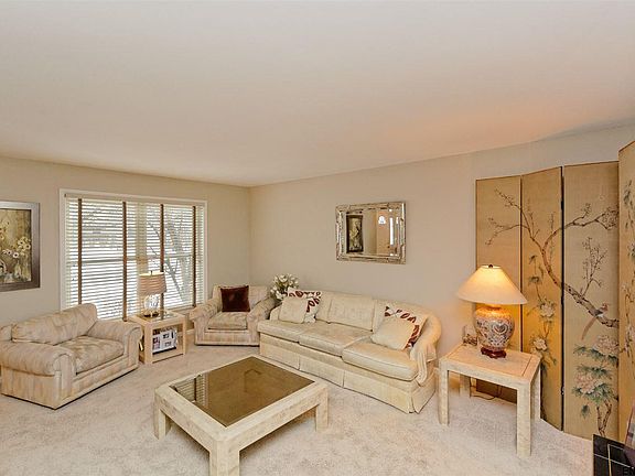 5th image of 15 Clifton Way