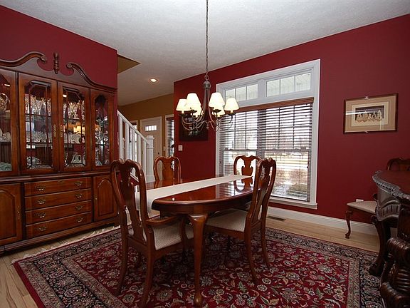 5th image of 4709 E Donington Dr