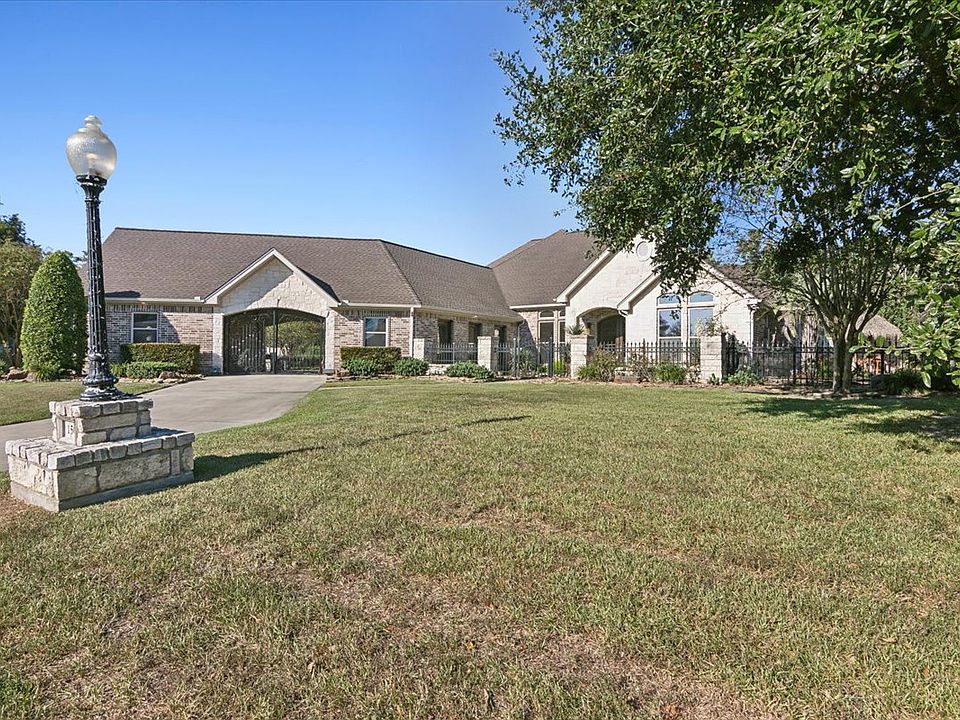 1st image of 150 Green Wing Ln