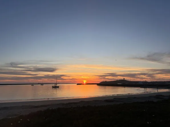 523 El Granada Blvd, Half Moon Bay, CA 94019