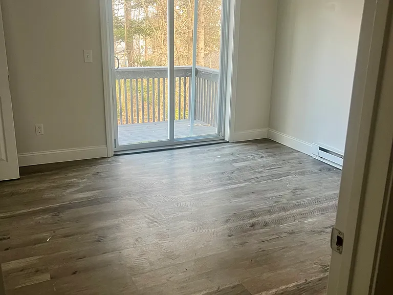 23 Kenmore St — Photo 9