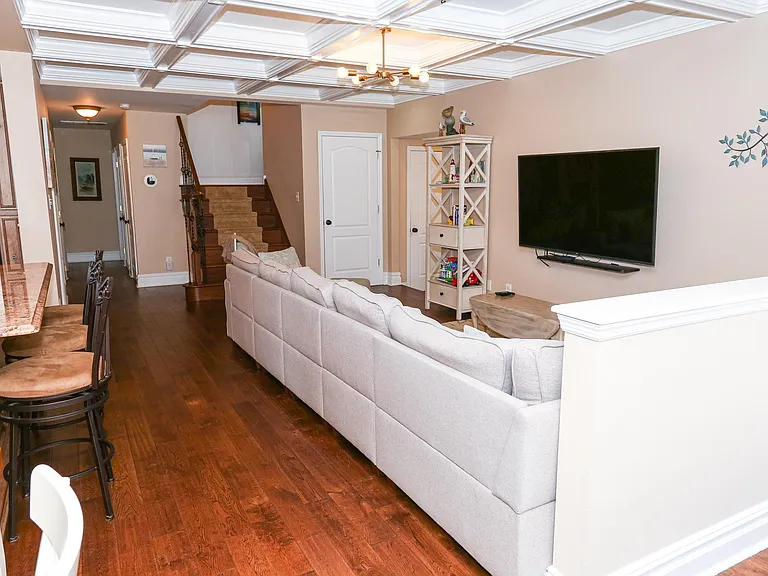 5216 Waterview Dr — Photo 52