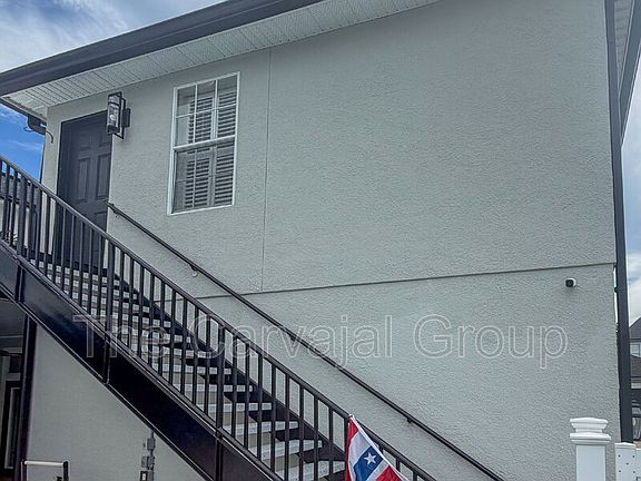 3rd image of 3840 Cassia Dr Unit 2