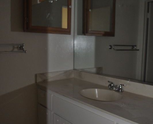 5th image of 4 Oliva Dr #D