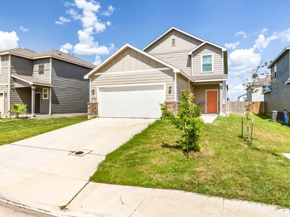 2521 Ayers Dr, Seguin, TX 78155
