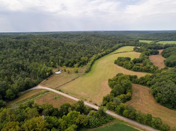11517 Mount Carmel Rd, Decaturville, TN 38329