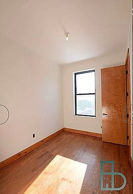 5th image of 479 Grand St #2A