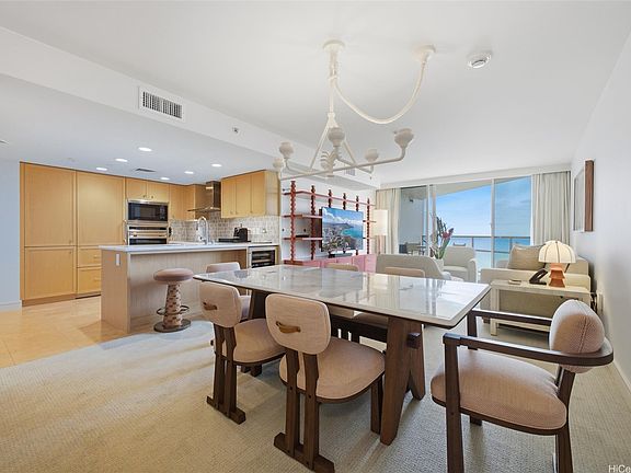 2nd image of 223 Saratoga Rd #2015