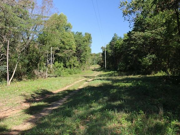 3rd image of 317 County Road 280