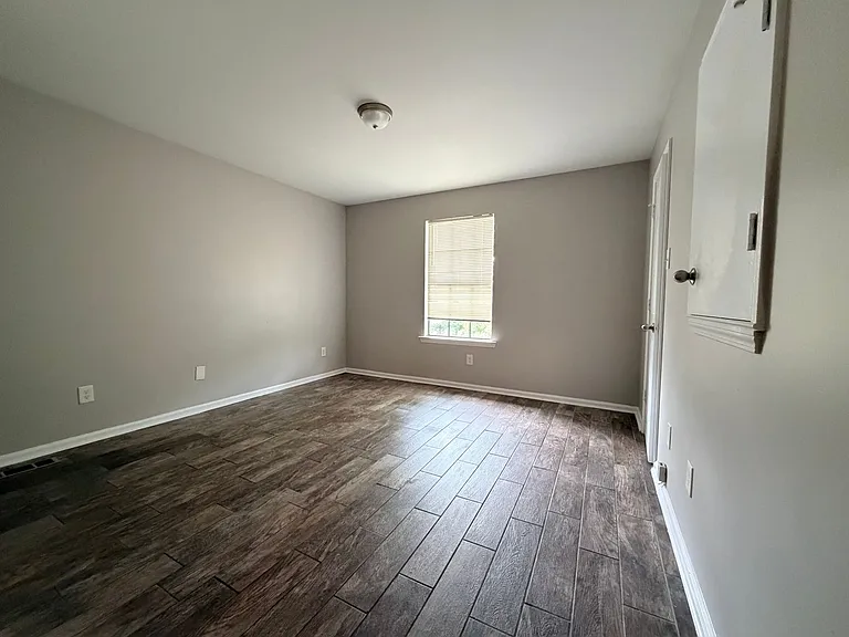 8702 White Rock Ln — Photo 8