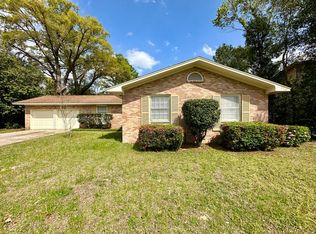 820 Gerhardt Dr, Pensacola, FL 32503