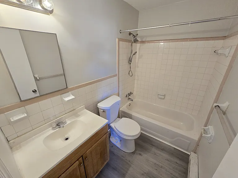 3475 Azalea Garden Rd Apartments — Photo 13