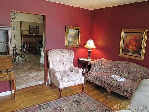 4th image of 20513 Shores St