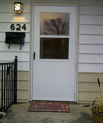 5th image of 624 South Ave E