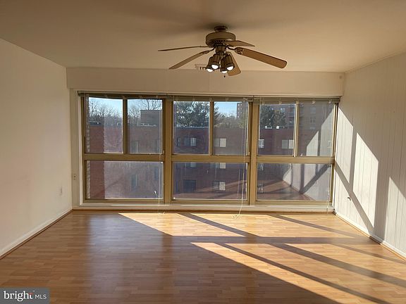 5th image of 4970 Battery Ln APT 608