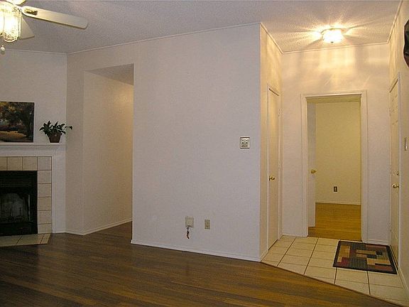 3rd image of 6407 Nellie Dr