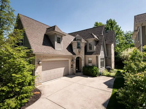 235 7th Ave, La Grange, IL 60525