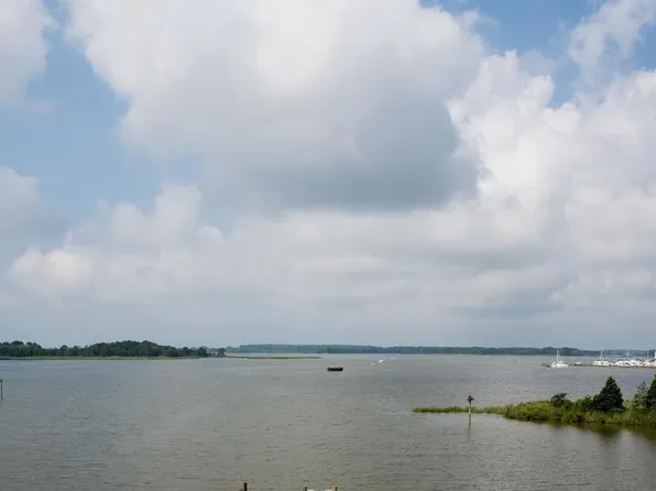 6370 Genoa Rd, Tracys Landing, MD 20779