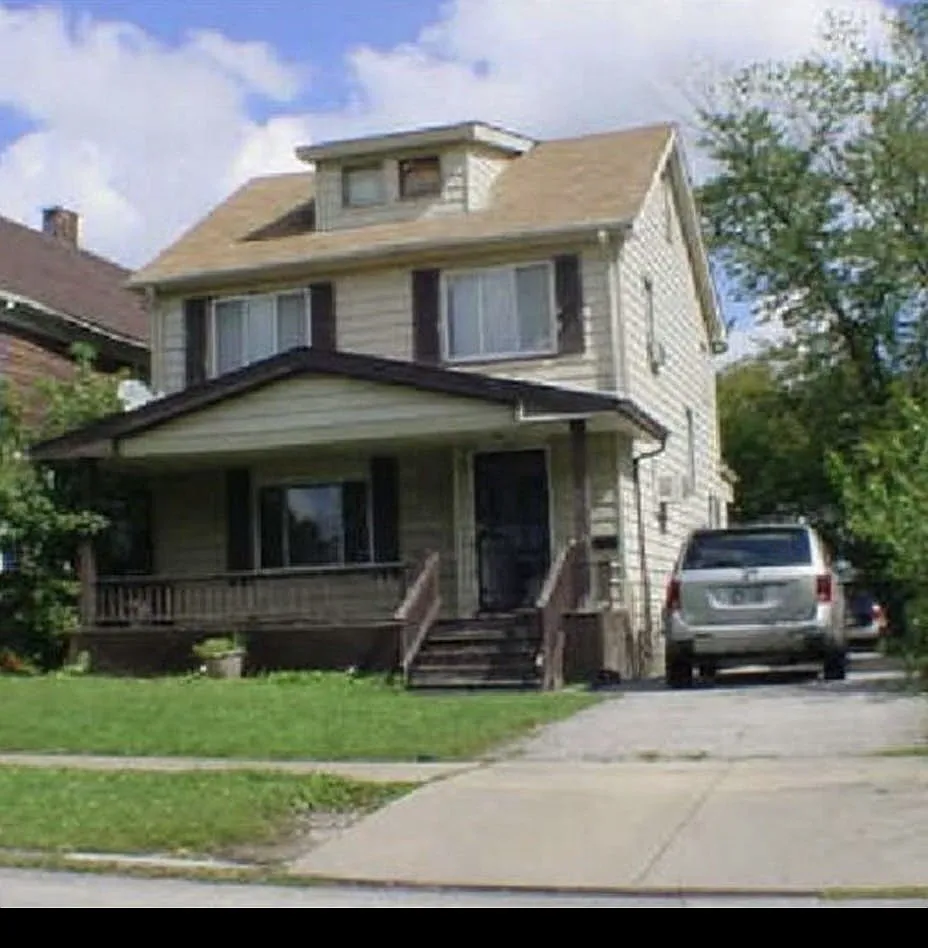 4121 E 135th St photo 1
