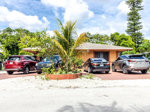 661 SW 28th Way, Fort Lauderdale, FL 33312