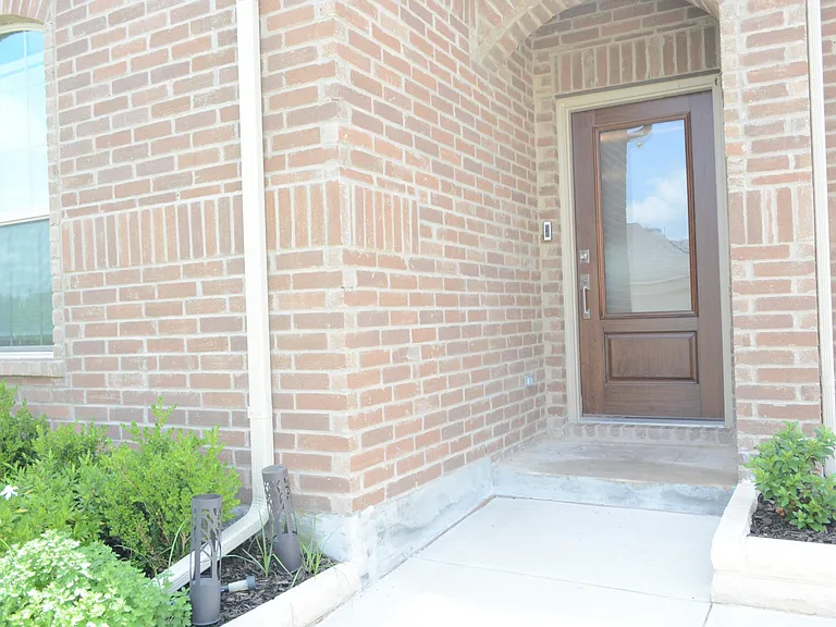 11612 E Silver Queen Dr — Photo 2
