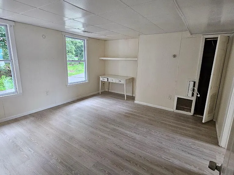 10 Silver Spring Rd #3 — Photo 6