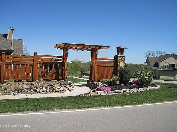 4th image of 5698 Arbor Lake Dr