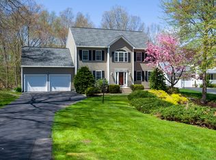 1 Woodridge Rd, Millbury, MA 01527